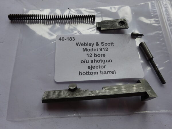 Webley & Scott 912 bottom barrel ejector