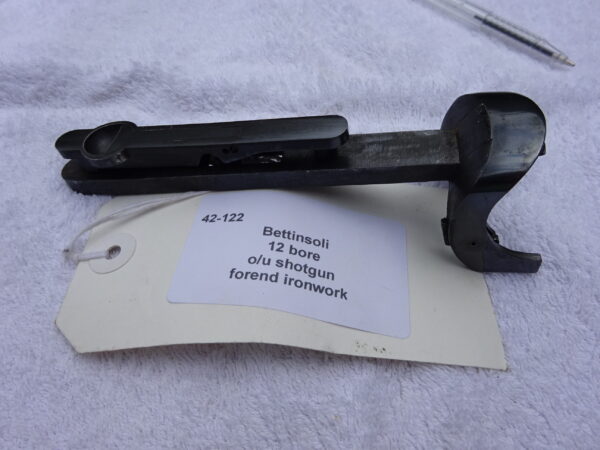 42-122 Bettinsoli 12 bore ou shotgun forend ironwork (2) Bettinsoli forend ironwork