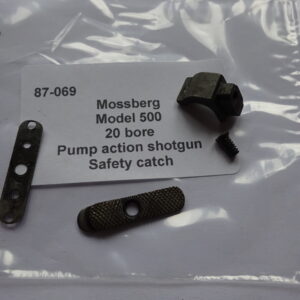Mossberg Model 500 shotgun safety catch