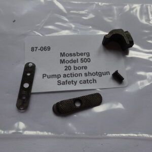 Mossberg Model 500 shotgun safety catch