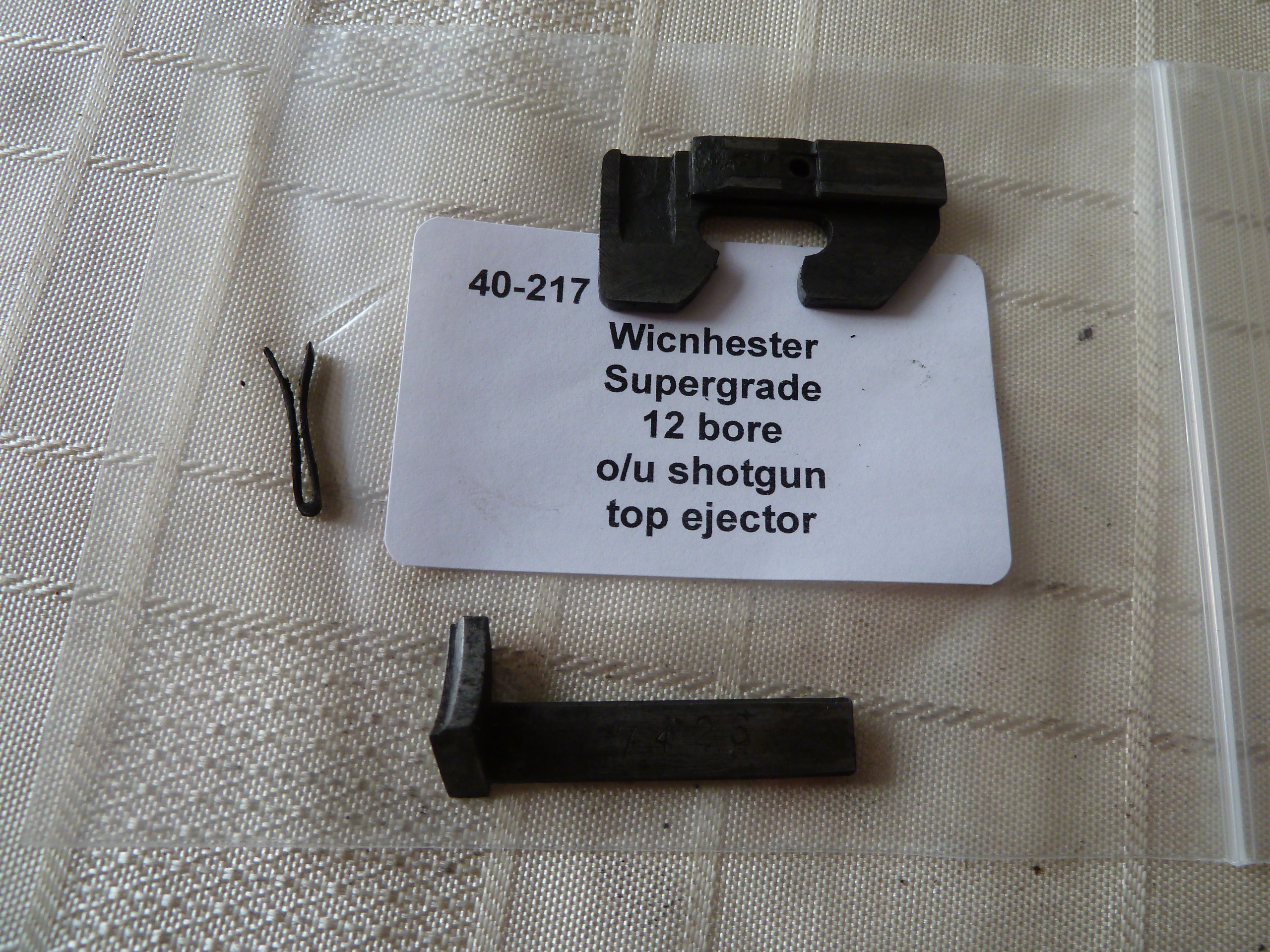 Winchester Supergrade 12 bore shotgun top ejector