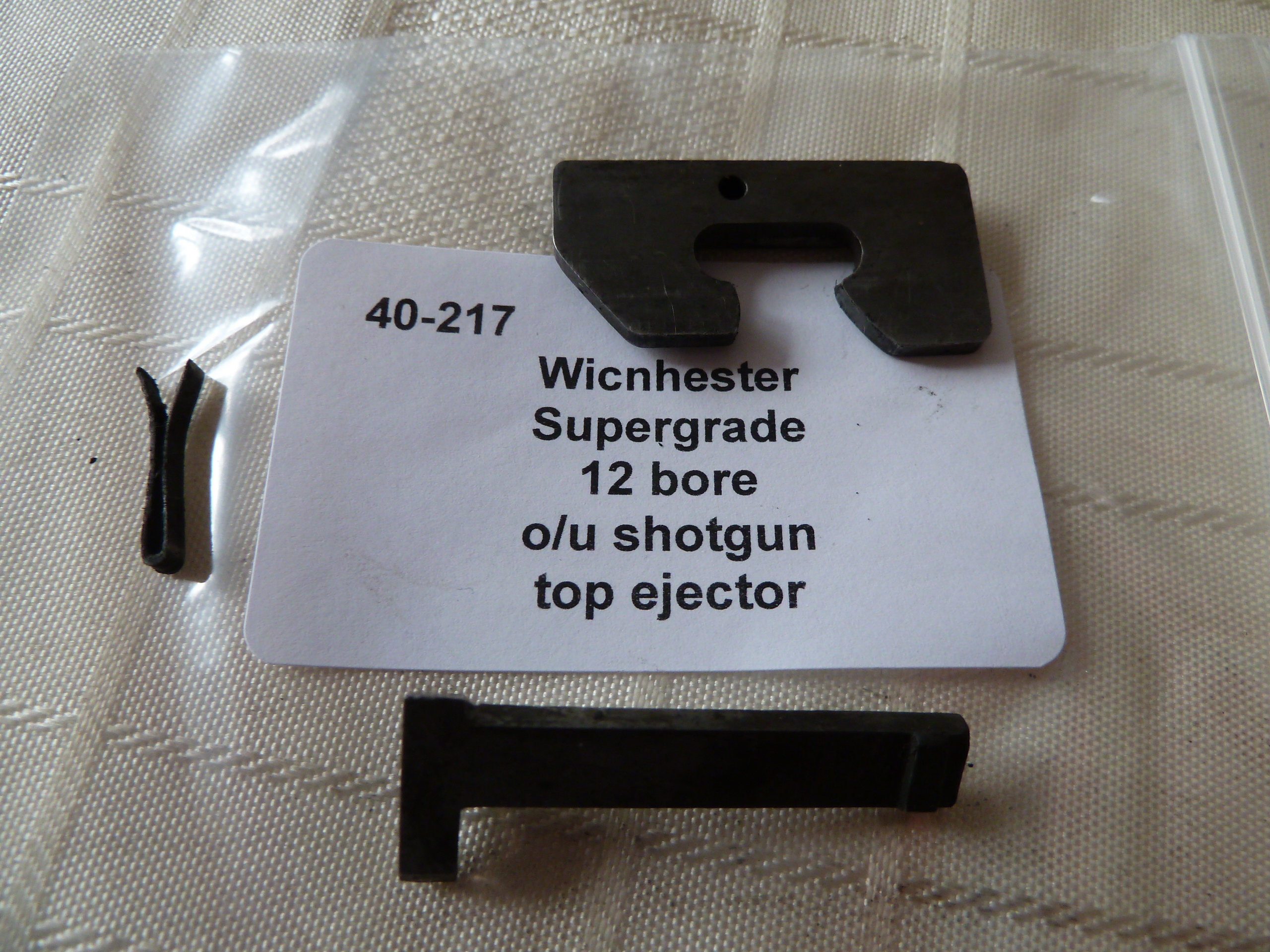 Winchester Supergrade 12 bore shotgun top ejector