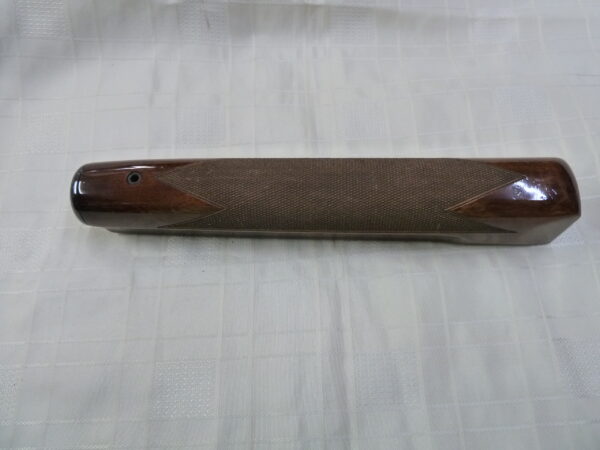 FOR-477 Browning B80 12 bore sa shotgun forend (2) Browning B80 20 bore shotgun forend