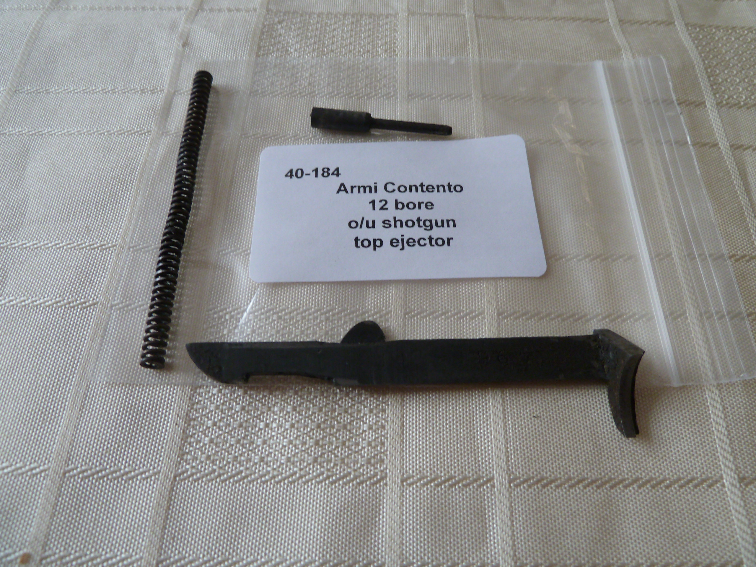 Armi Contento shotgun top ejector