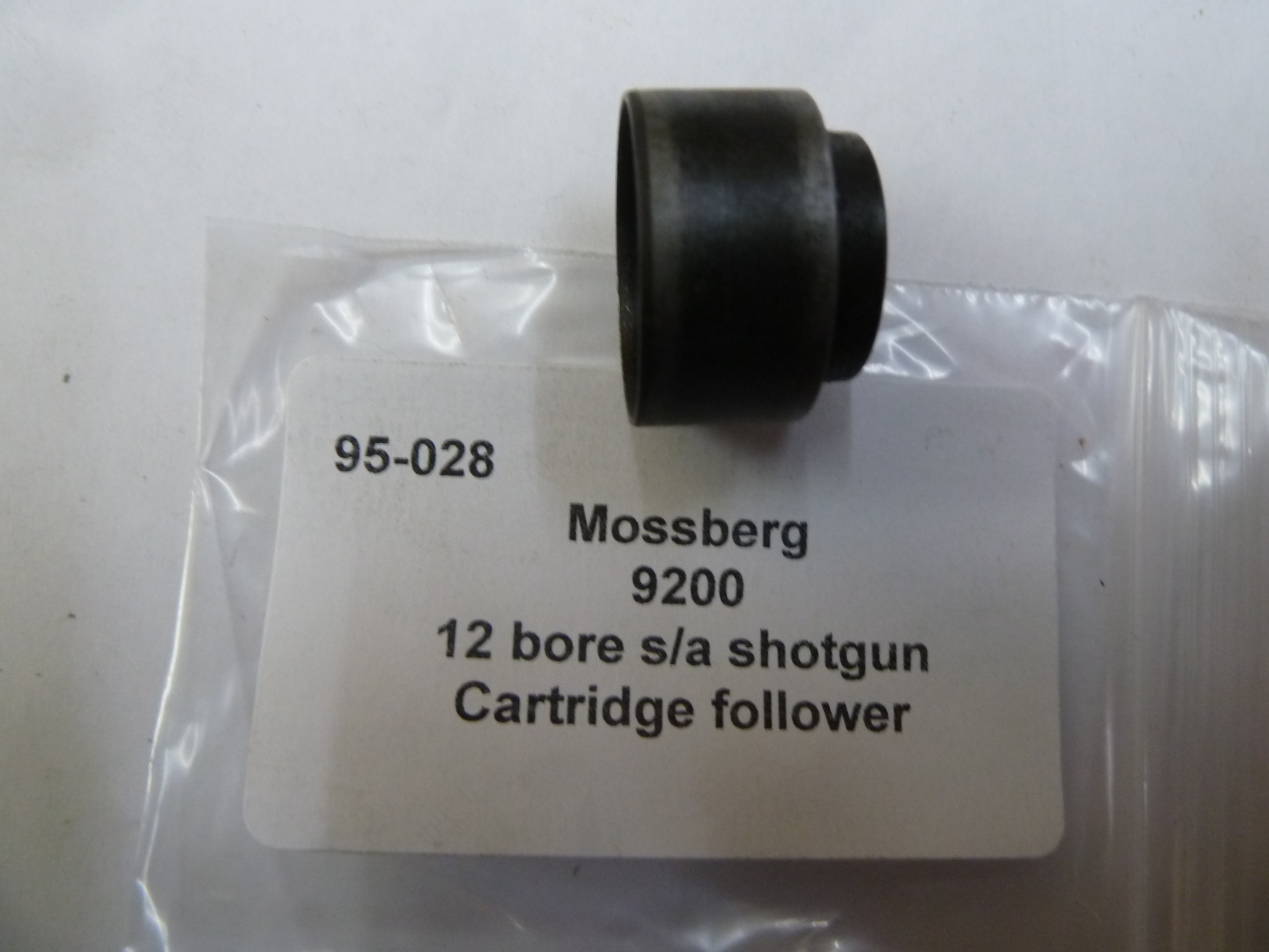 Mossberg 9200 shotgun cartridge follower