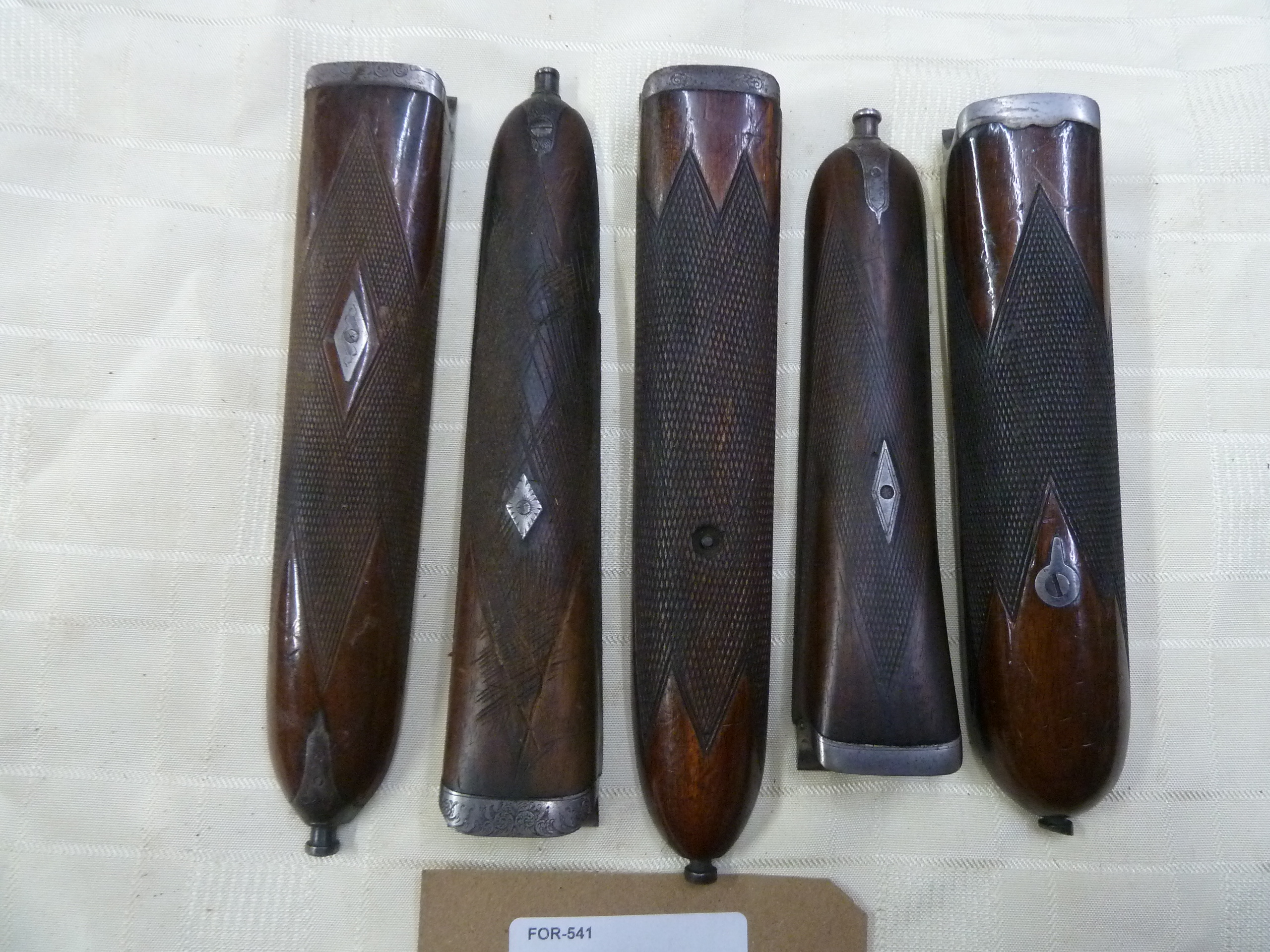 Mixed side by side ejector forends