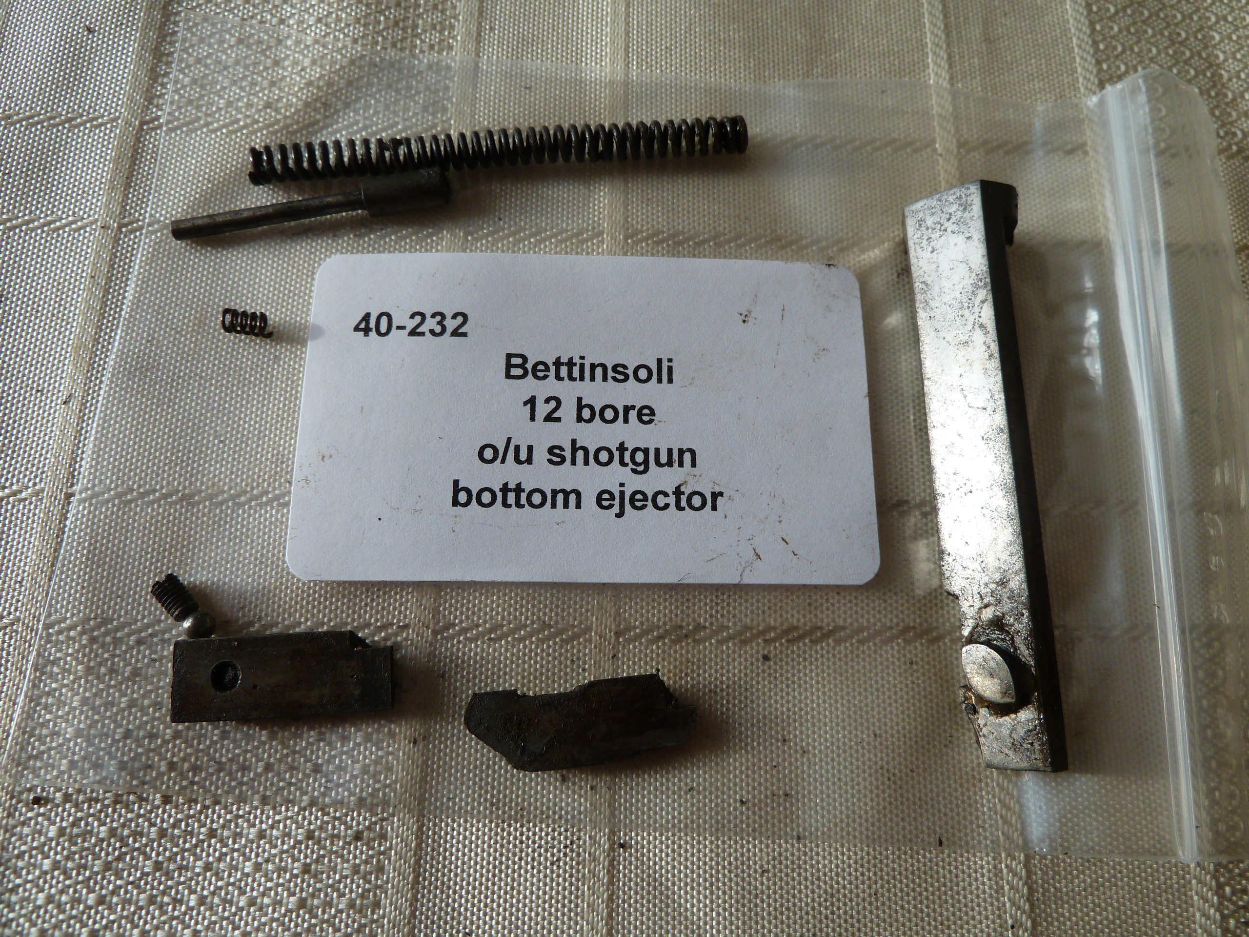 Bettinsoli shotgun bottom ejector