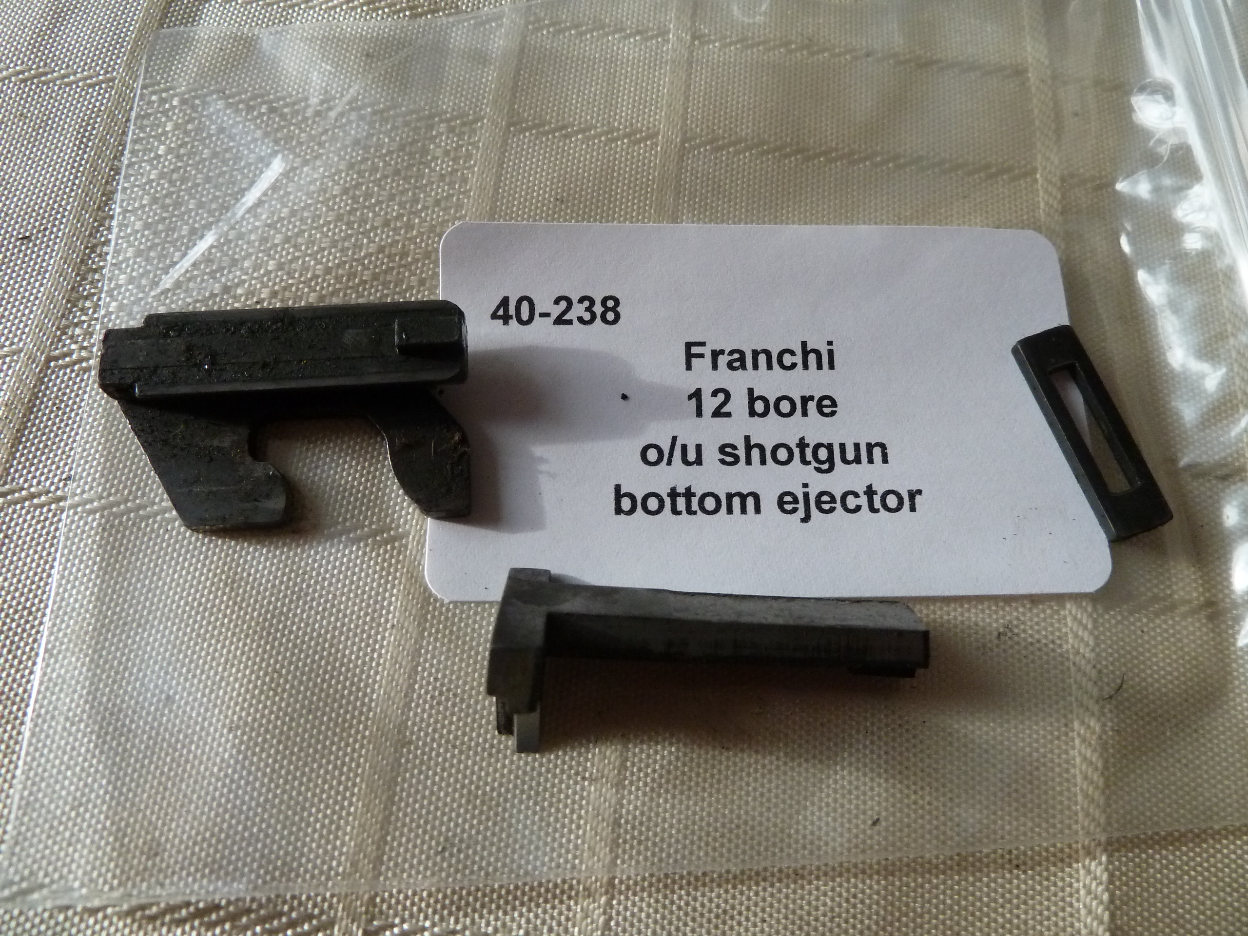 Franchi 12 bore shotgun bottom barrel ejector