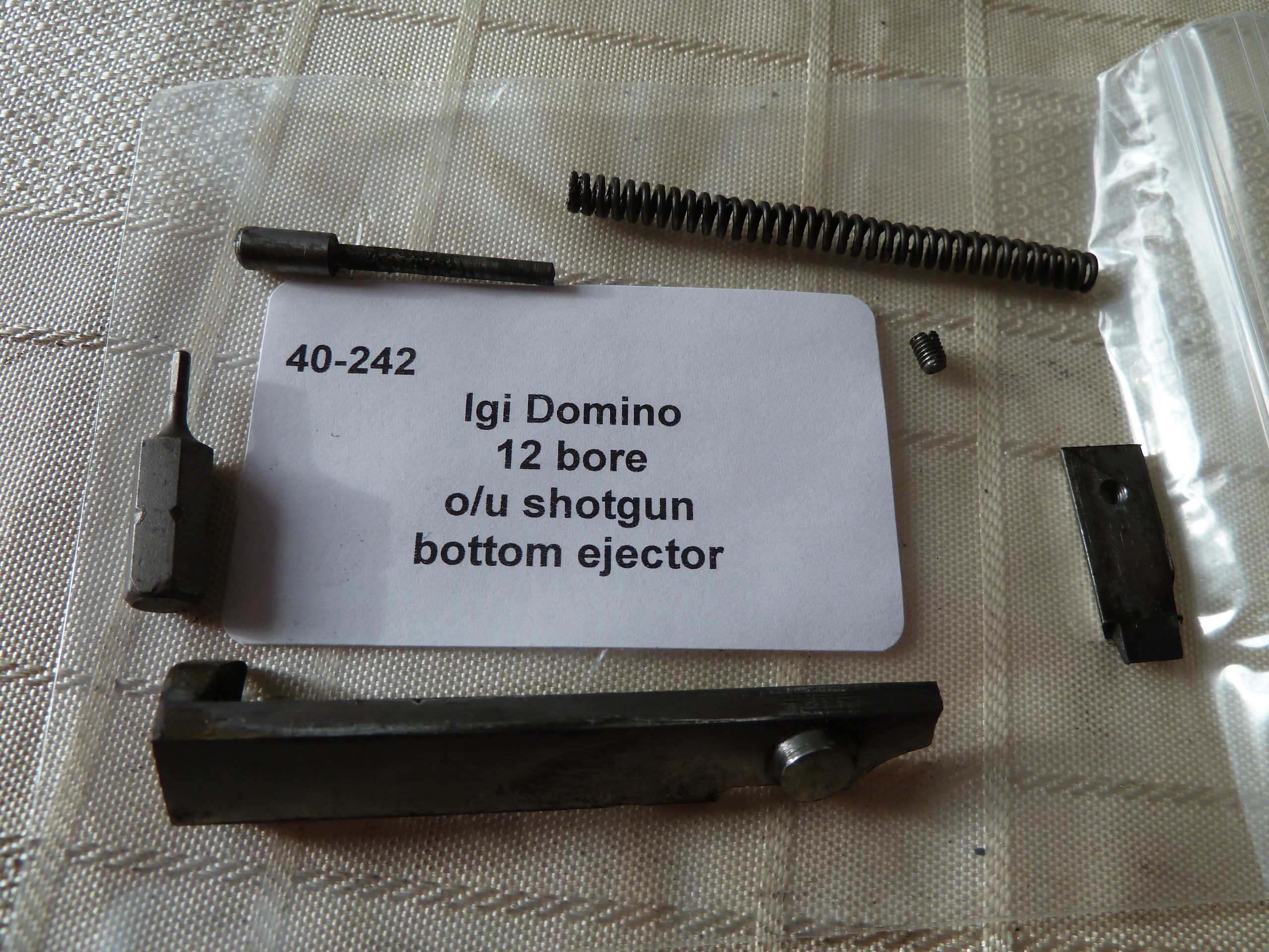 Igi Domino 12 bore bottom barrel ejector