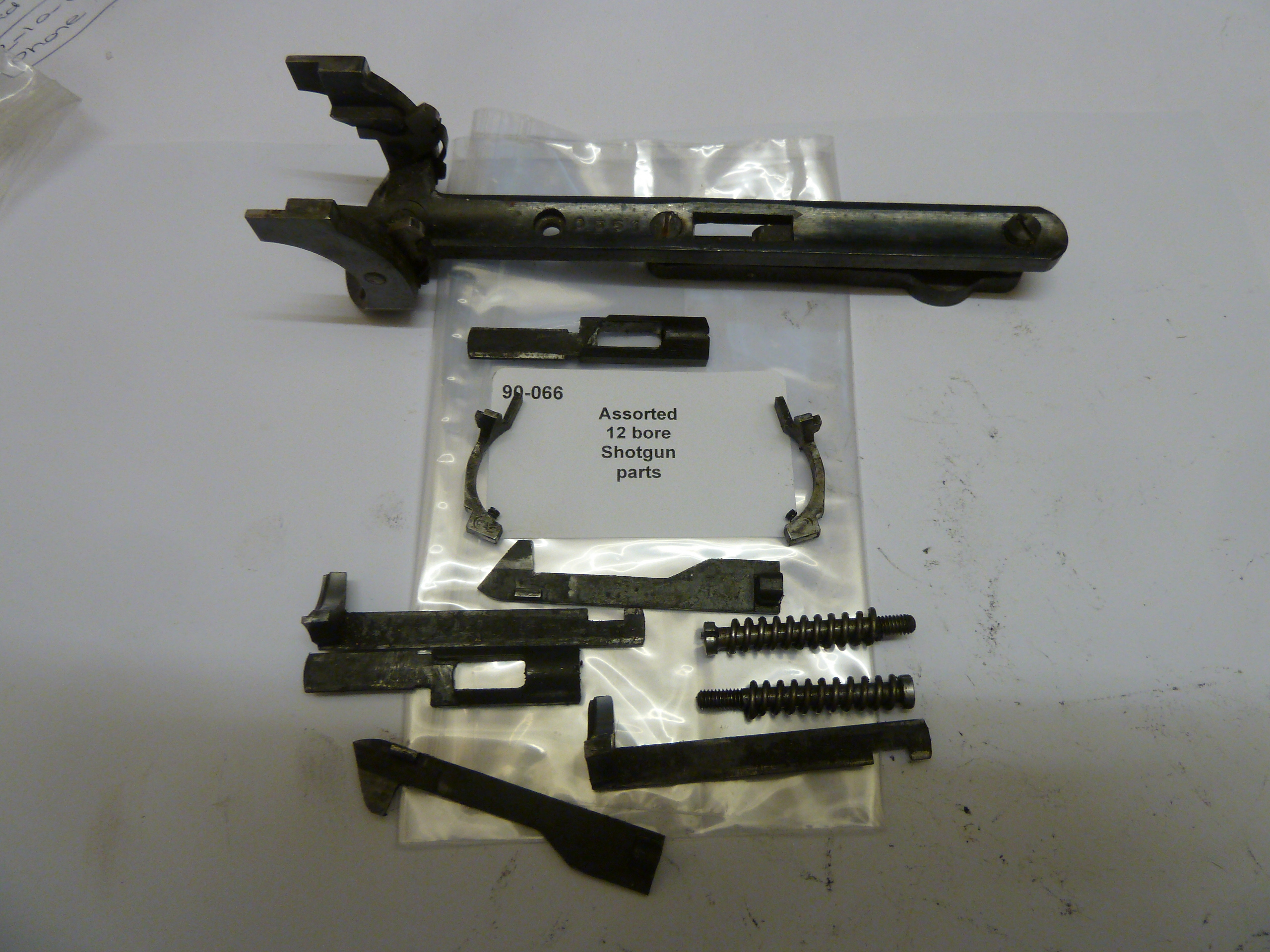 Assorted 12 bore shotgun parts