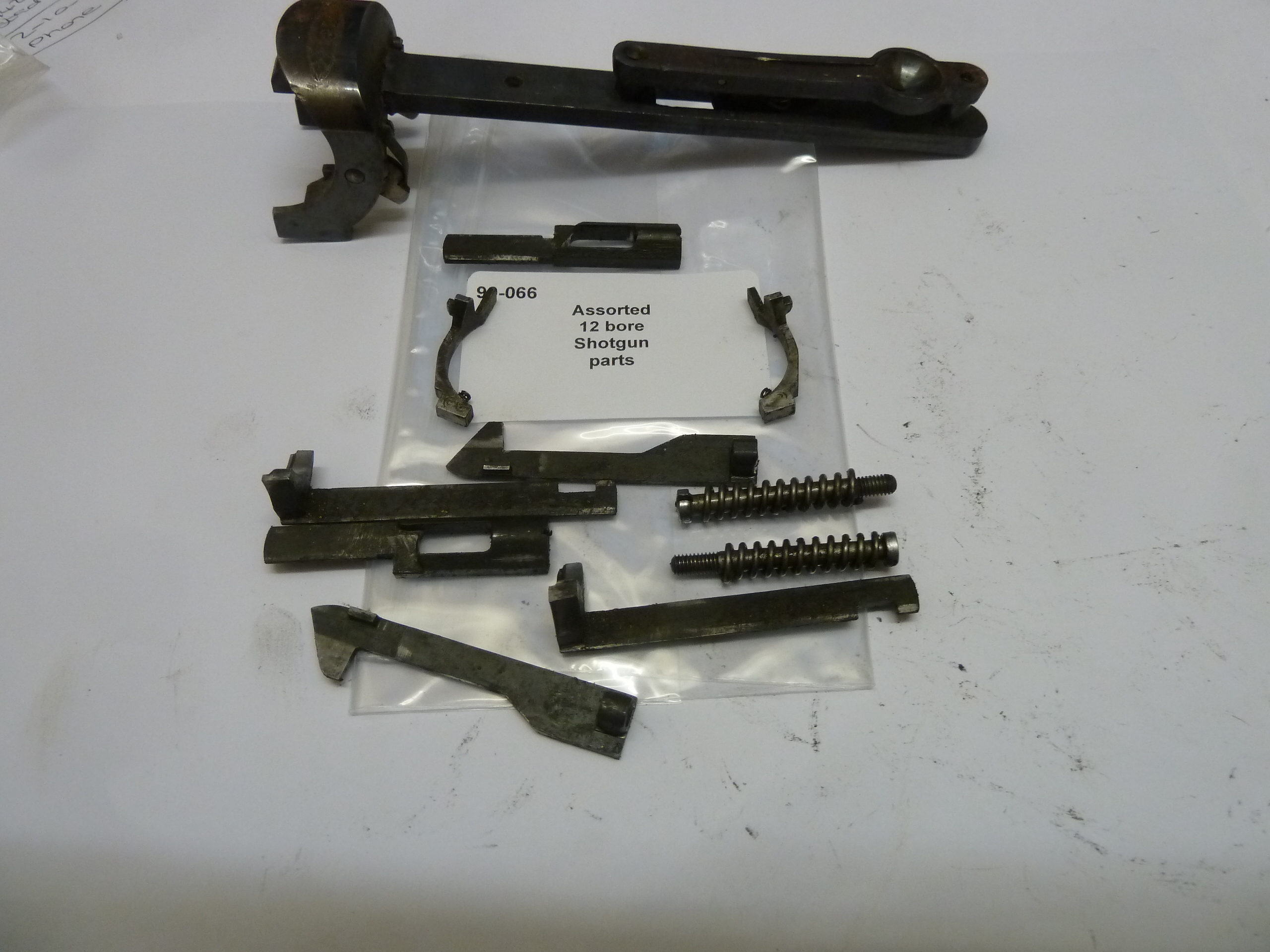 Assorted 12 bore shotgun parts