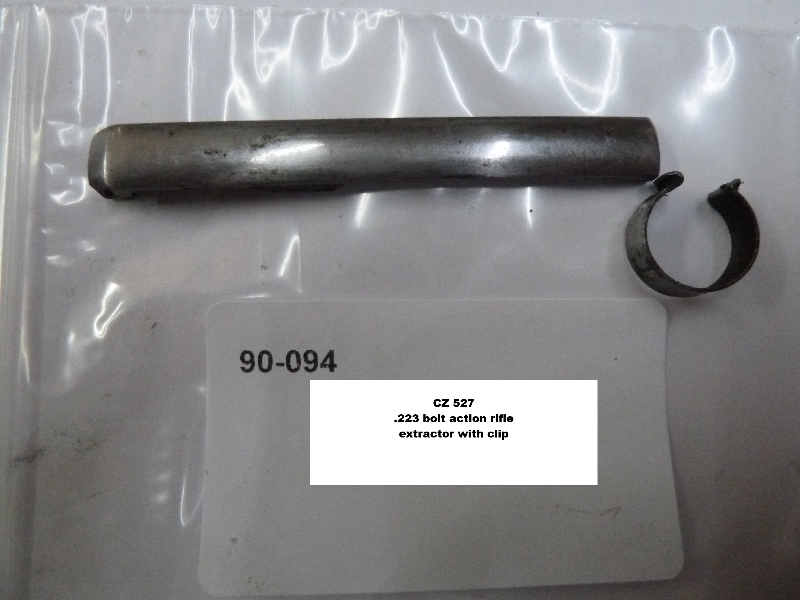 CZ 527 .223 bolt action rifle extractor